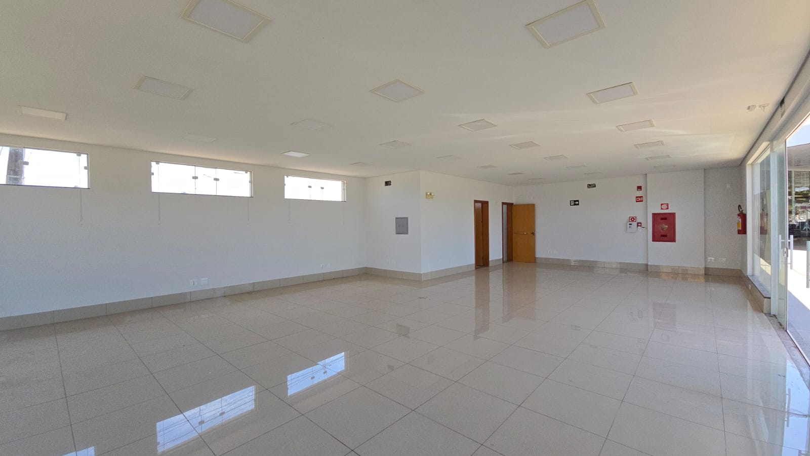 SALAS POSTO PARIS - imagem 7